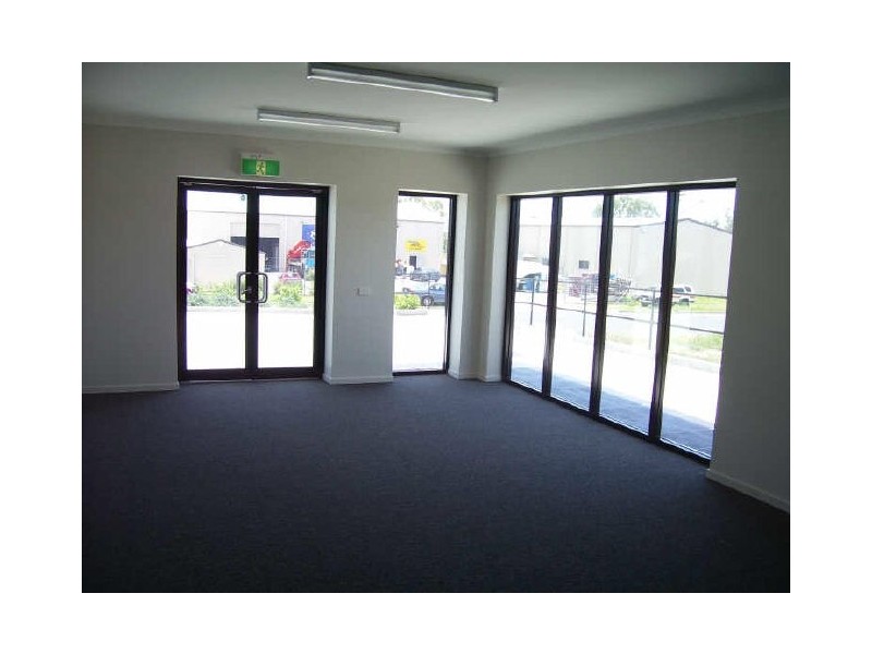 14 Roseanna Street, Gladstone QLD 4680