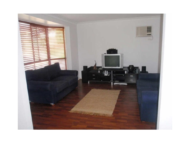 31 Ellington Street, New Auckland QLD 4680