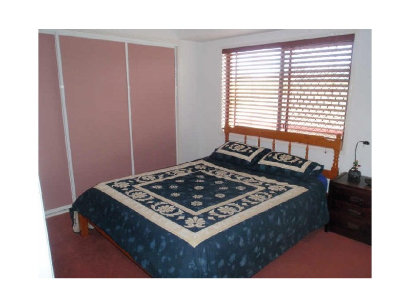 31 Ellington Street, New Auckland QLD 4680