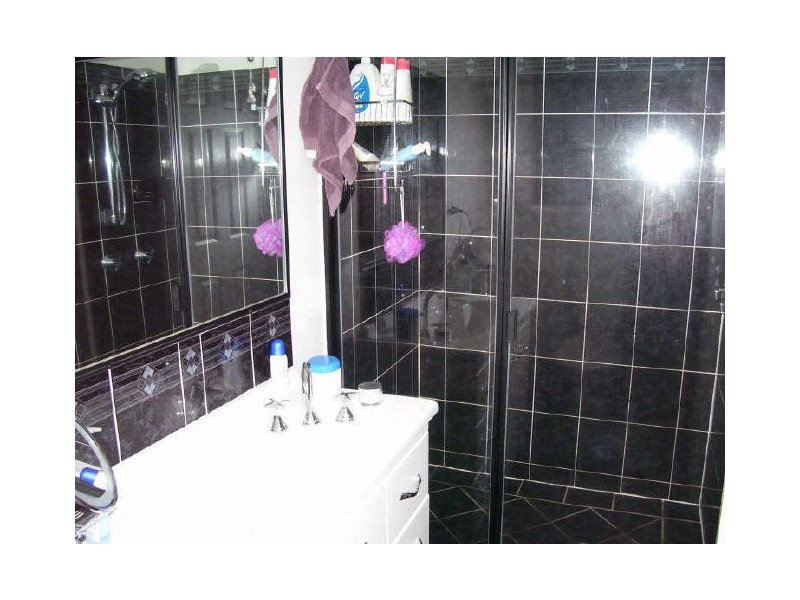 3 Leonie Court, New Auckland QLD 4680