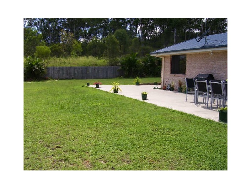 3 Leonie Court, New Auckland QLD 4680