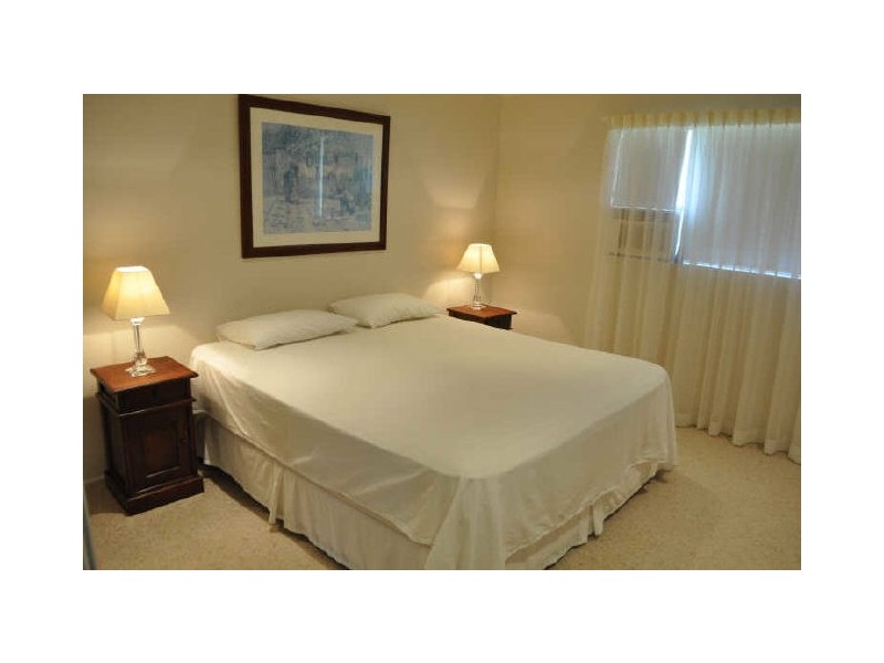 5 Ferguson Crescent, West Gladstone QLD 4680