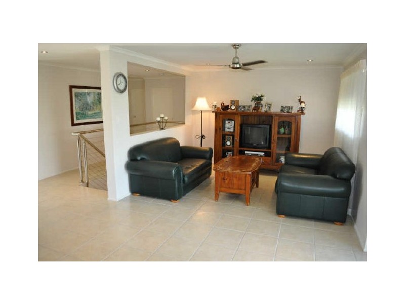 5 Ferguson Crescent, West Gladstone QLD 4680