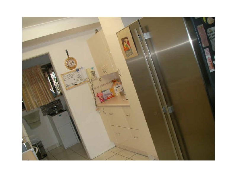 2/15 Roberts Street, South Gladstone QLD 4680