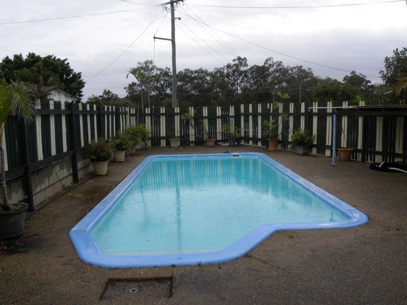 4 Glenn Court, West Gladstone QLD 4680