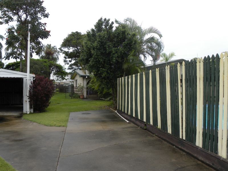 4 Glenn Court, West Gladstone QLD 4680