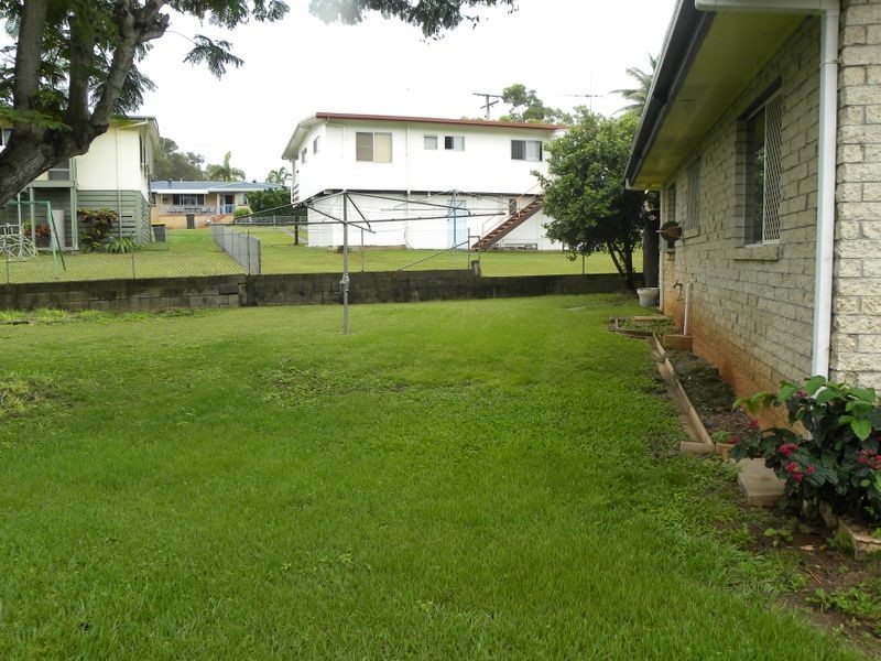 4 Glenn Court, West Gladstone QLD 4680