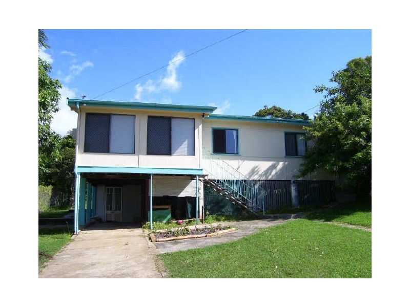 7 Walters Avenue, West Gladstone QLD 4680