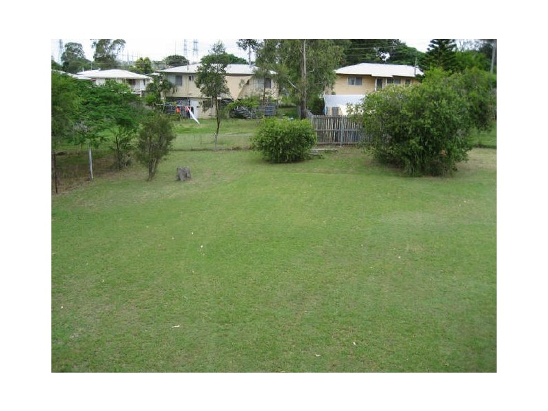 32 Dalrymple Drive, Toolooa QLD 4680