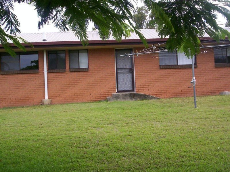 19 Park Street, Gladstone QLD 4680