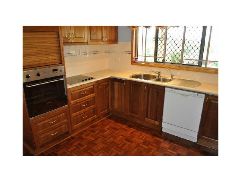 2 Tryon Court, Clinton QLD 4680