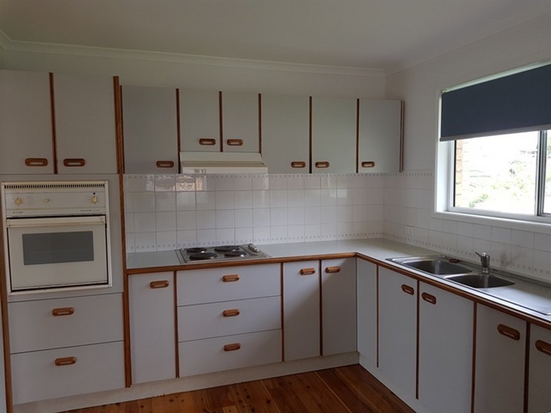 4 Columbia Avenue, Clinton QLD 4680