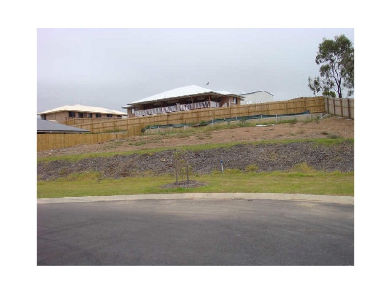 9 Gumnut Place, New Auckland QLD 4680