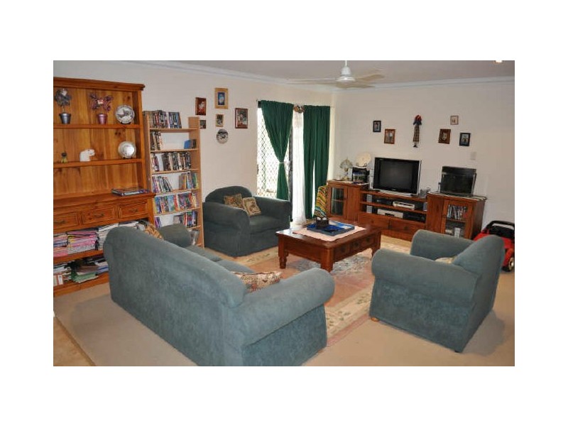 12 Willespie Place, New Auckland QLD 4680
