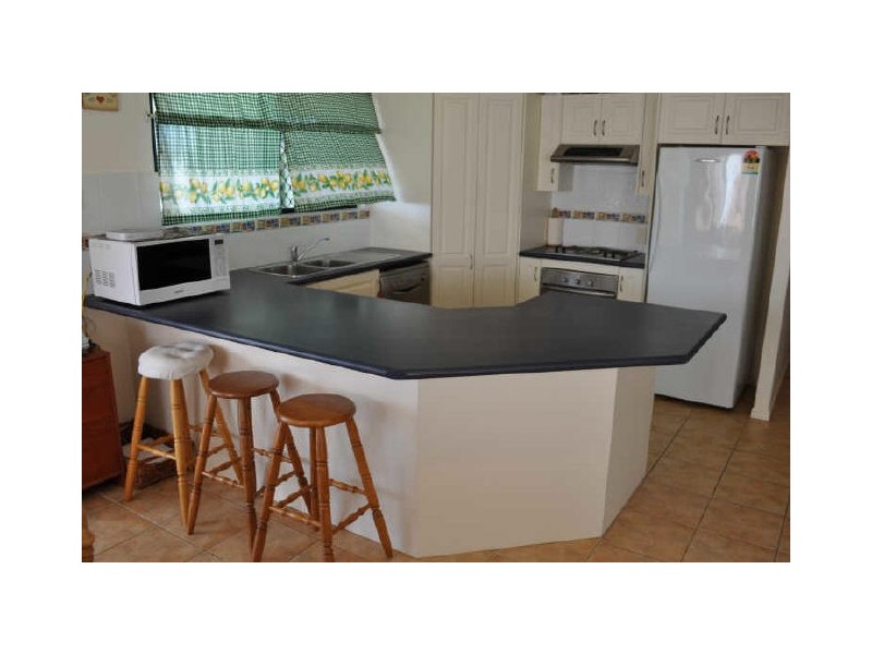 12 Willespie Place, New Auckland QLD 4680
