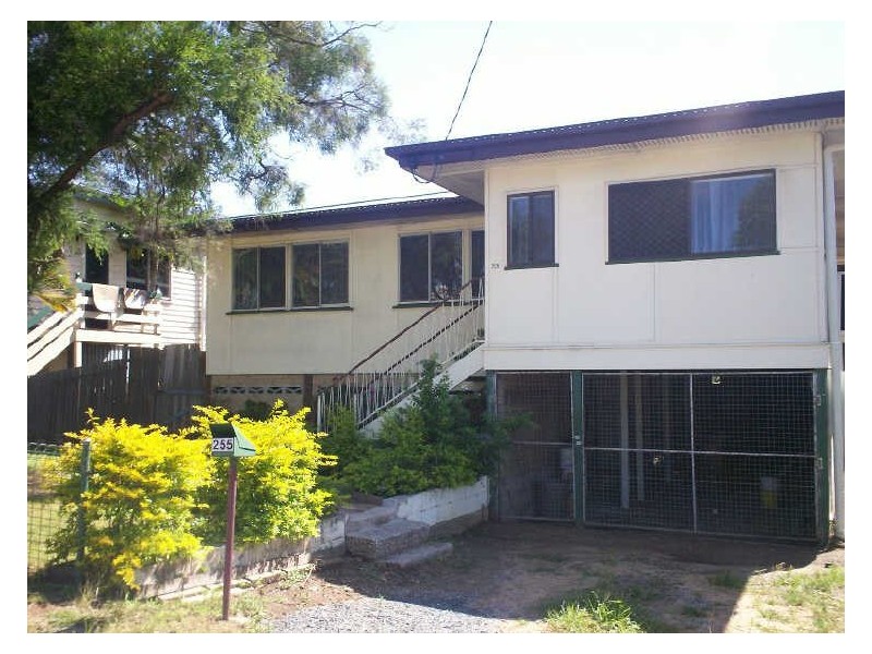 255 Auckland Street, South Gladstone QLD 4680