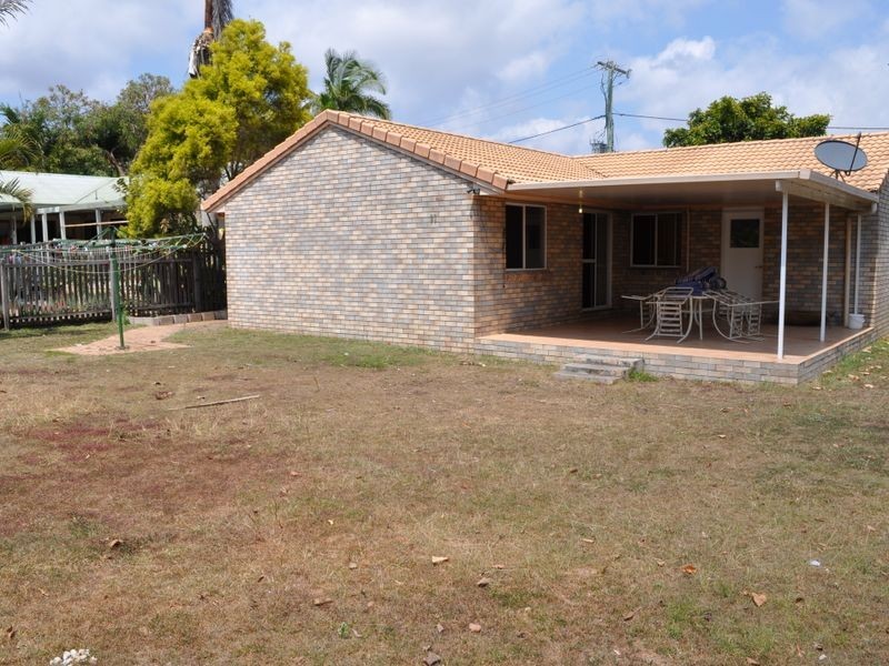 4 Yellowpatch Avenue, New Auckland QLD 4680