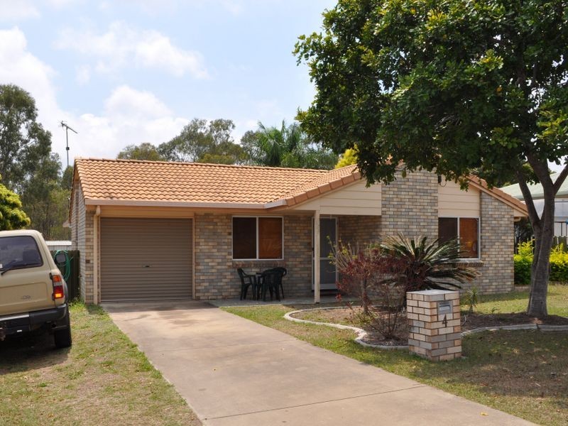 4 Yellowpatch Avenue, New Auckland QLD 4680