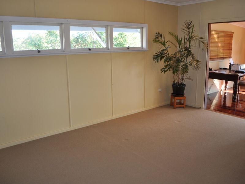 3 Nash Street, West Gladstone QLD 4680