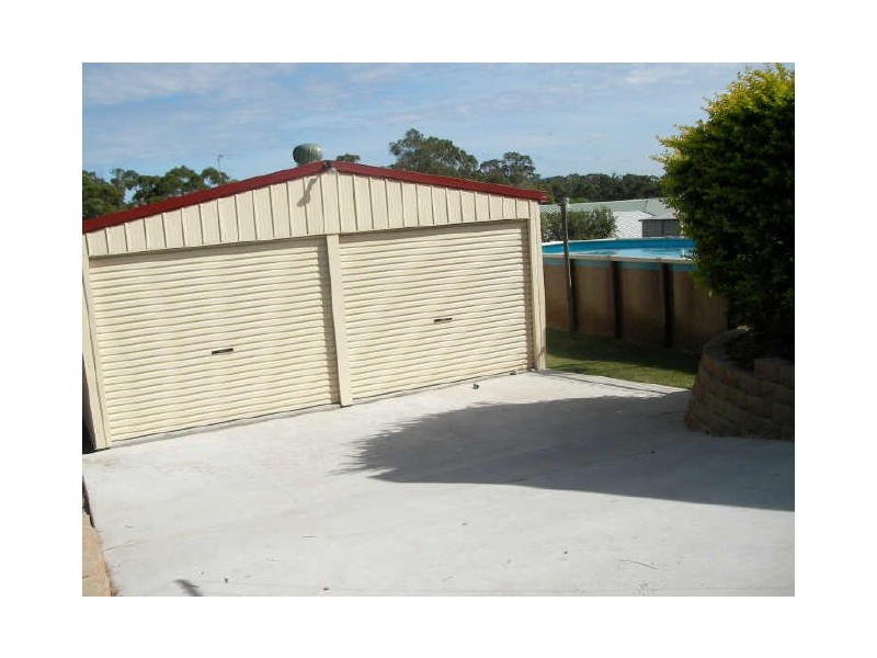 6 Daydream Drive, Clinton QLD 4680