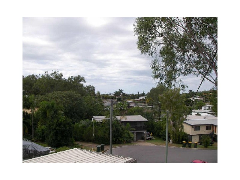 11 Hay Court, South Gladstone QLD 4680