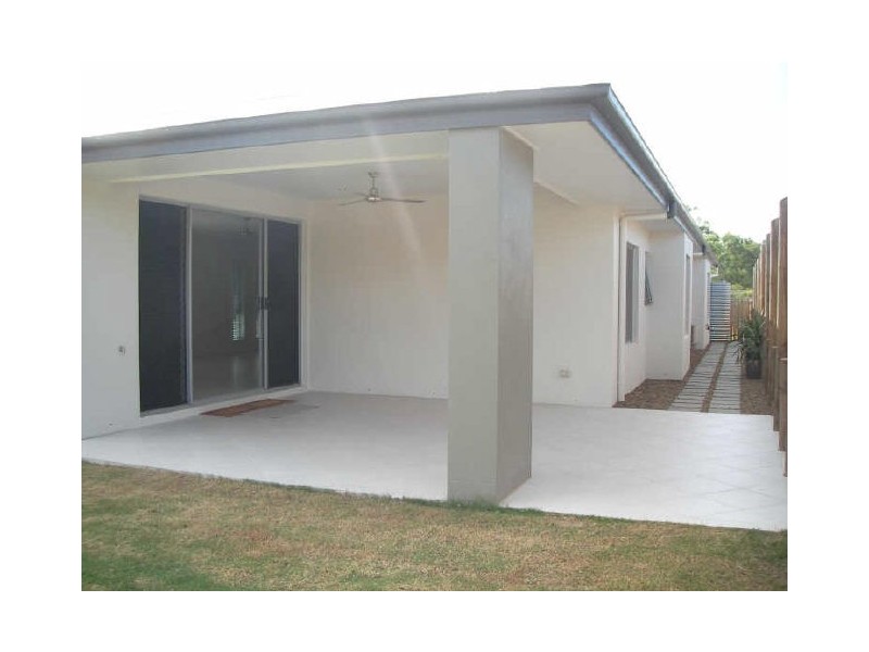 14 Johnson Street, Glen Eden QLD 4680