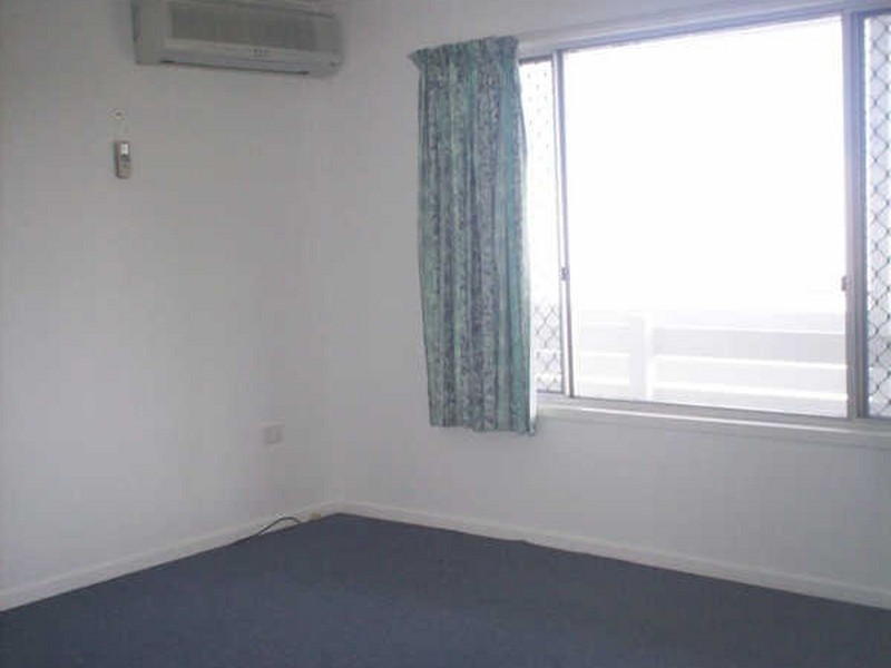 1/4 Palmer Street, Barney Point QLD 4680