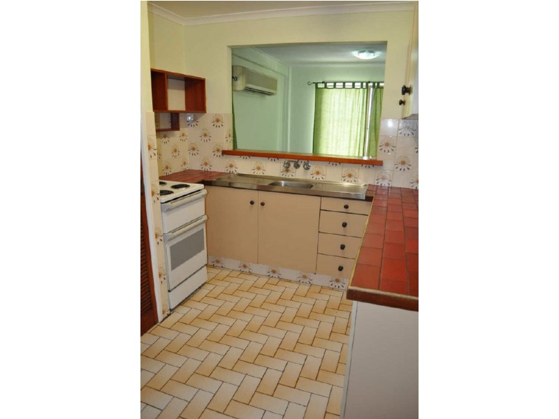 4 Curlew Drive, New Auckland QLD 4680