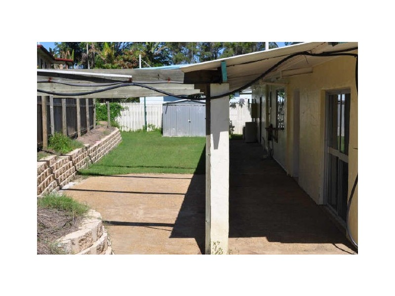 4 Curlew Drive, New Auckland QLD 4680