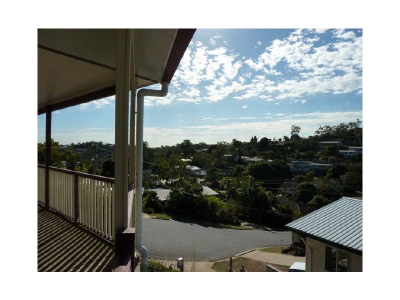 7 Beale Street, West Gladstone QLD 4680