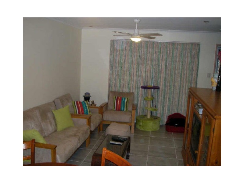 1/5 Central Lane, Gladstone QLD 4680