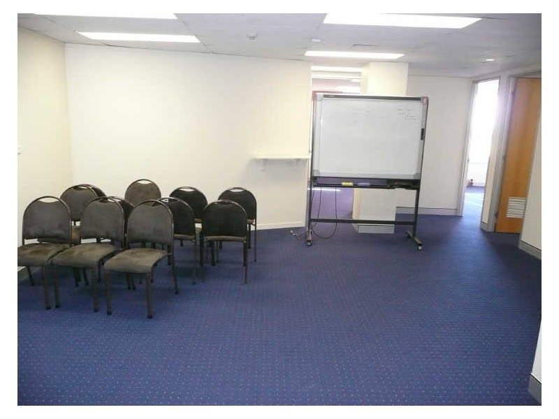 2A/Level 4/100 Goondoon Street, Gladstone QLD 4680