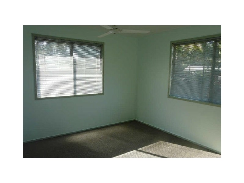 25 Tuna Street, Toolooa QLD 4680