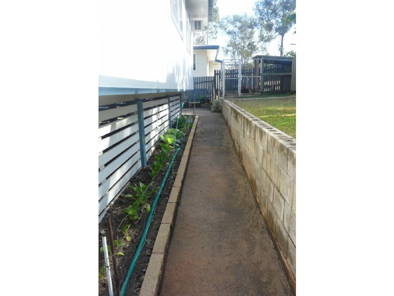 25 Tuna Street, Toolooa QLD 4680