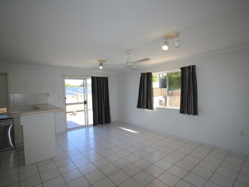 2 Weatherly Court, Clinton QLD 4680