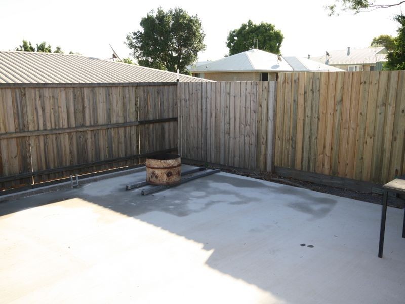 2 Weatherly Court, Clinton QLD 4680