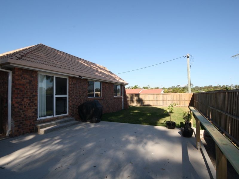 2 Weatherly Court, Clinton QLD 4680