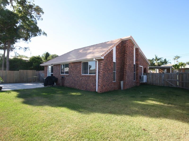 2 Weatherly Court, Clinton QLD 4680