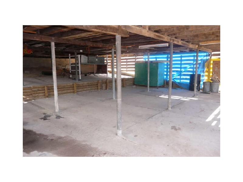 39 Agnes Street, South Gladstone QLD 4680