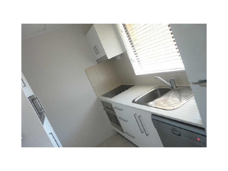 3/208-212 Oaka Street, Gladstone QLD 4680