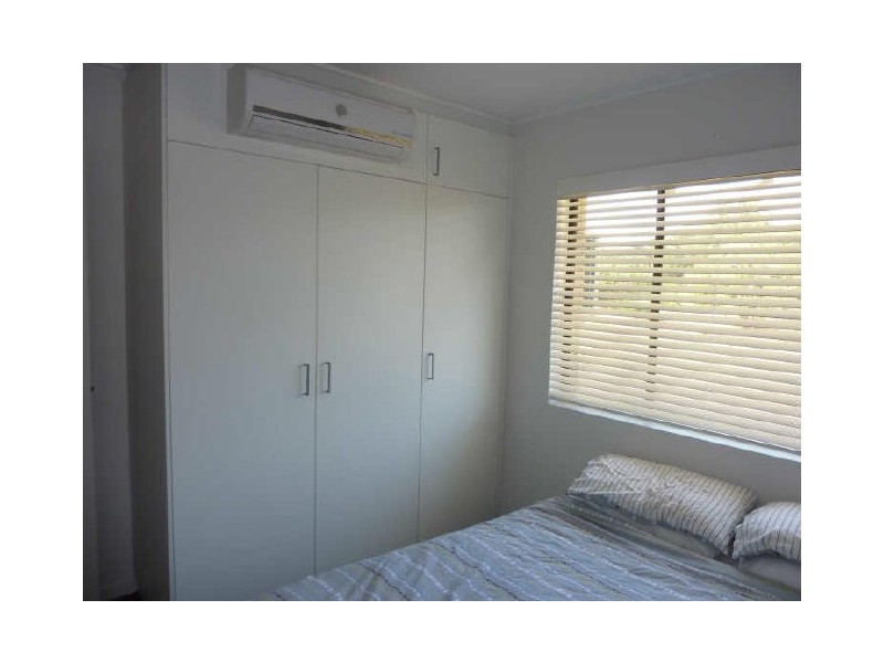 3/208-212 Oaka Street, Gladstone QLD 4680