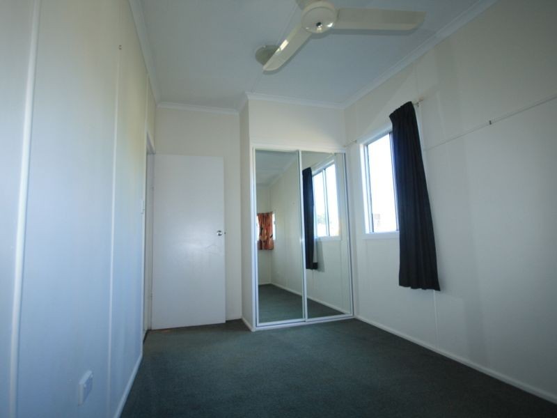 17 Philip Street, South Gladstone QLD 4680