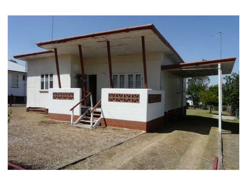 5 Stuart Street, Monto QLD 4630