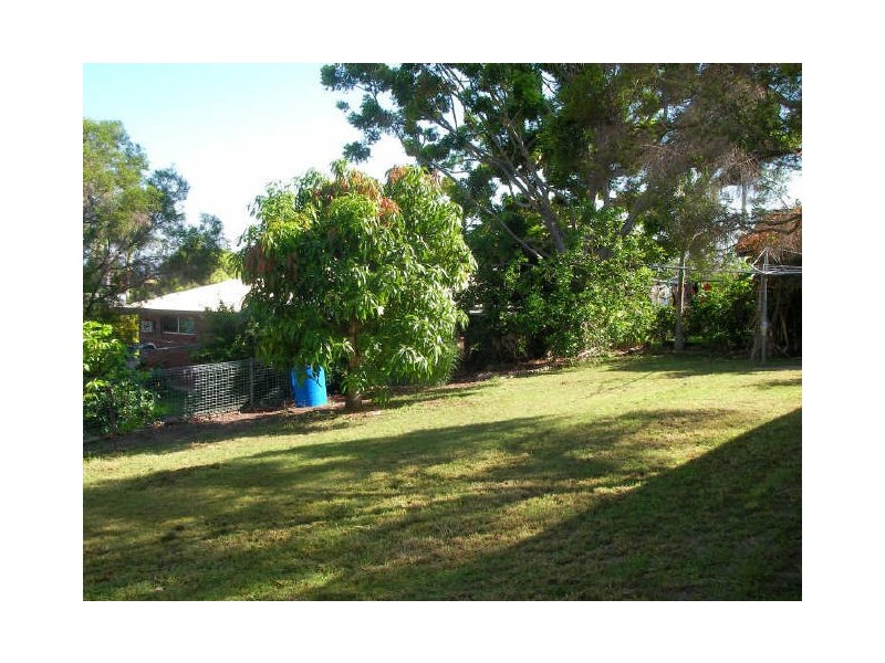15 Bingera Street, Clinton QLD 4680