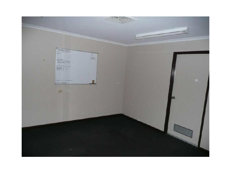 105 Hanson Road, Gladstone QLD 4680