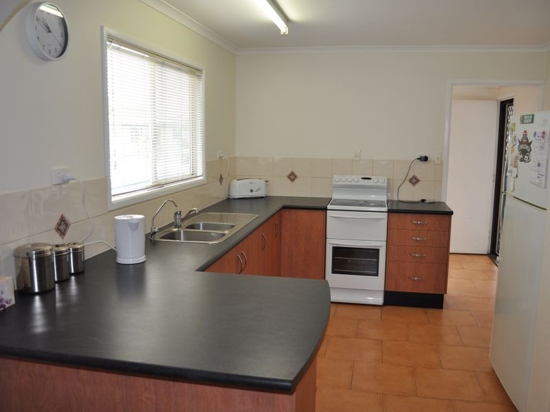 3 Skua Street, New Auckland QLD 4680