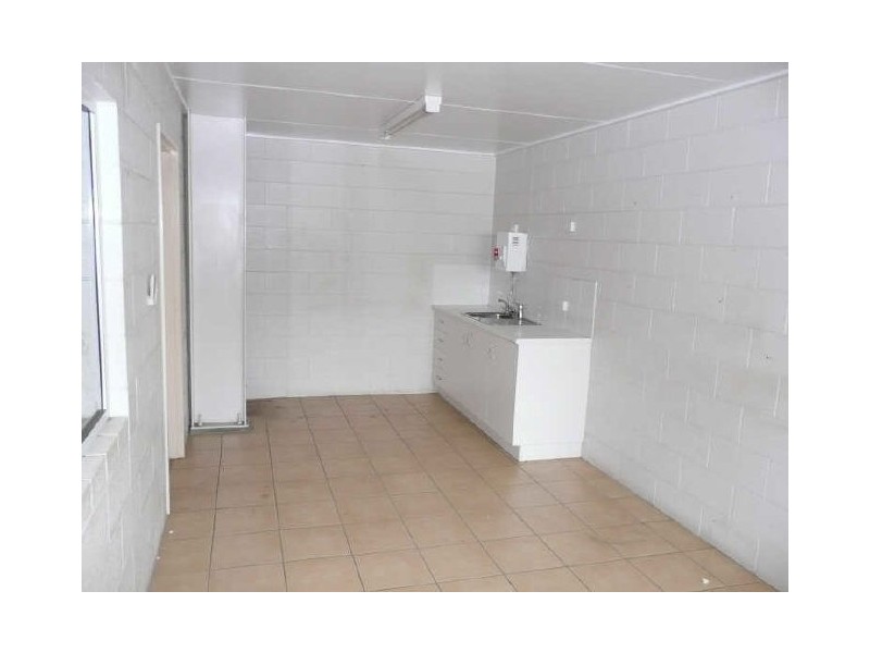 3 McCabe Street, Gladstone QLD 4680