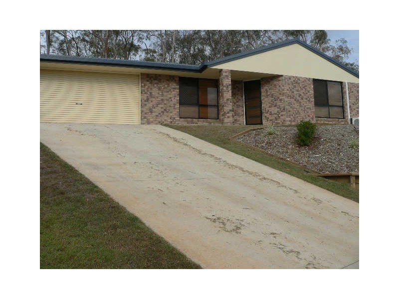 29 Flounder Crescent, Toolooa QLD 4680