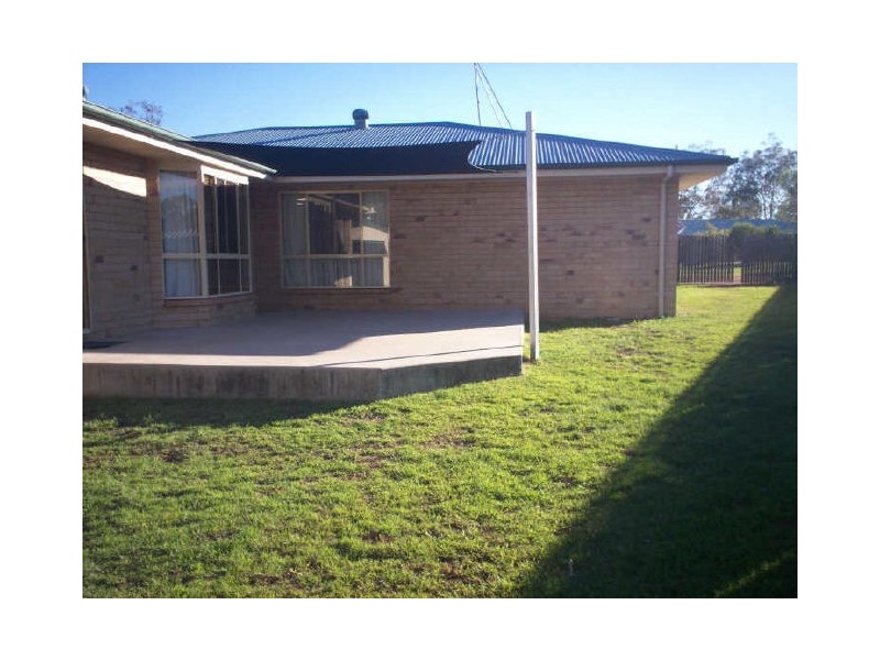 3 St Bees Court, Clinton QLD 4680