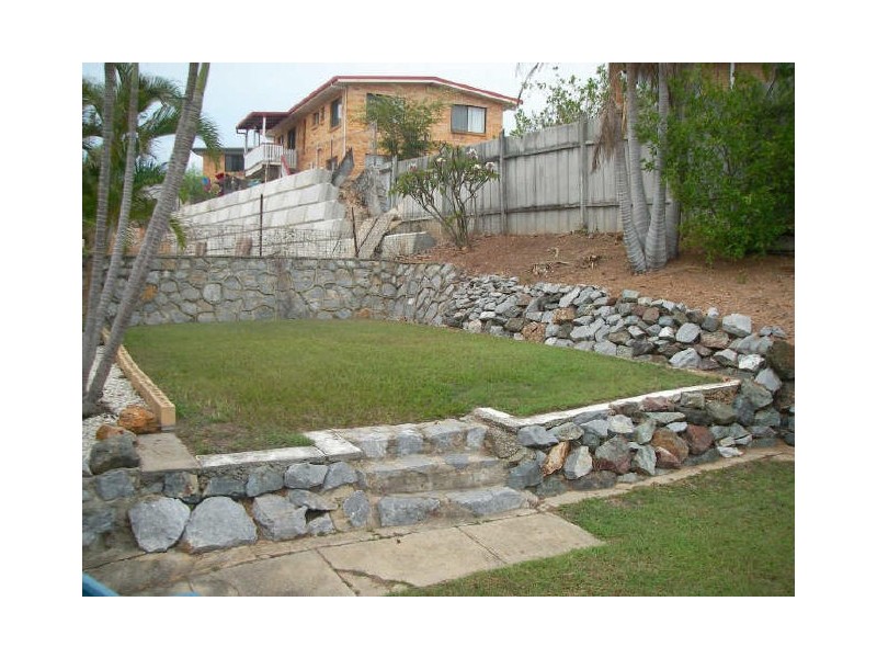 5 Tigalee Court, Kin Kora QLD 4680